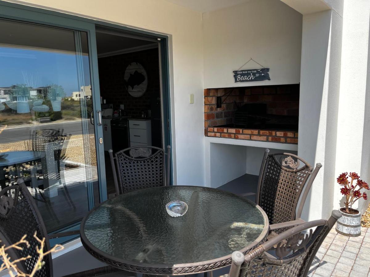 Clam Lagoon Apartment Langebaan Exterior photo